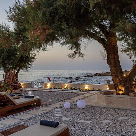 Villa Seashell -Wonderful Newly Renovated Villa On The Beach Galatás Exterior photo