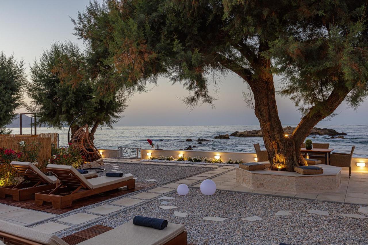 Villa Seashell -Wonderful Newly Renovated Villa On The Beach Galatás Exterior photo