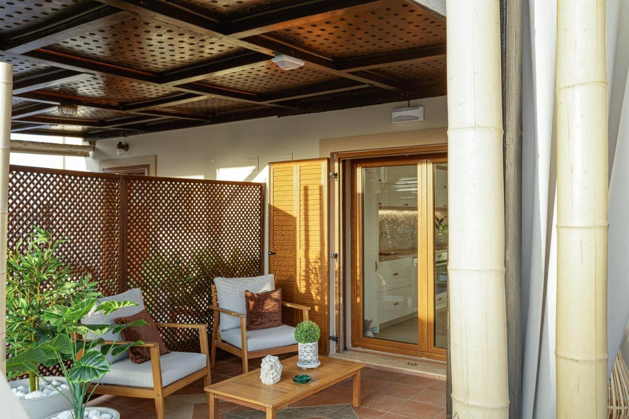 Villa Seashell -Wonderful Newly Renovated Villa On The Beach Galatás Exterior photo