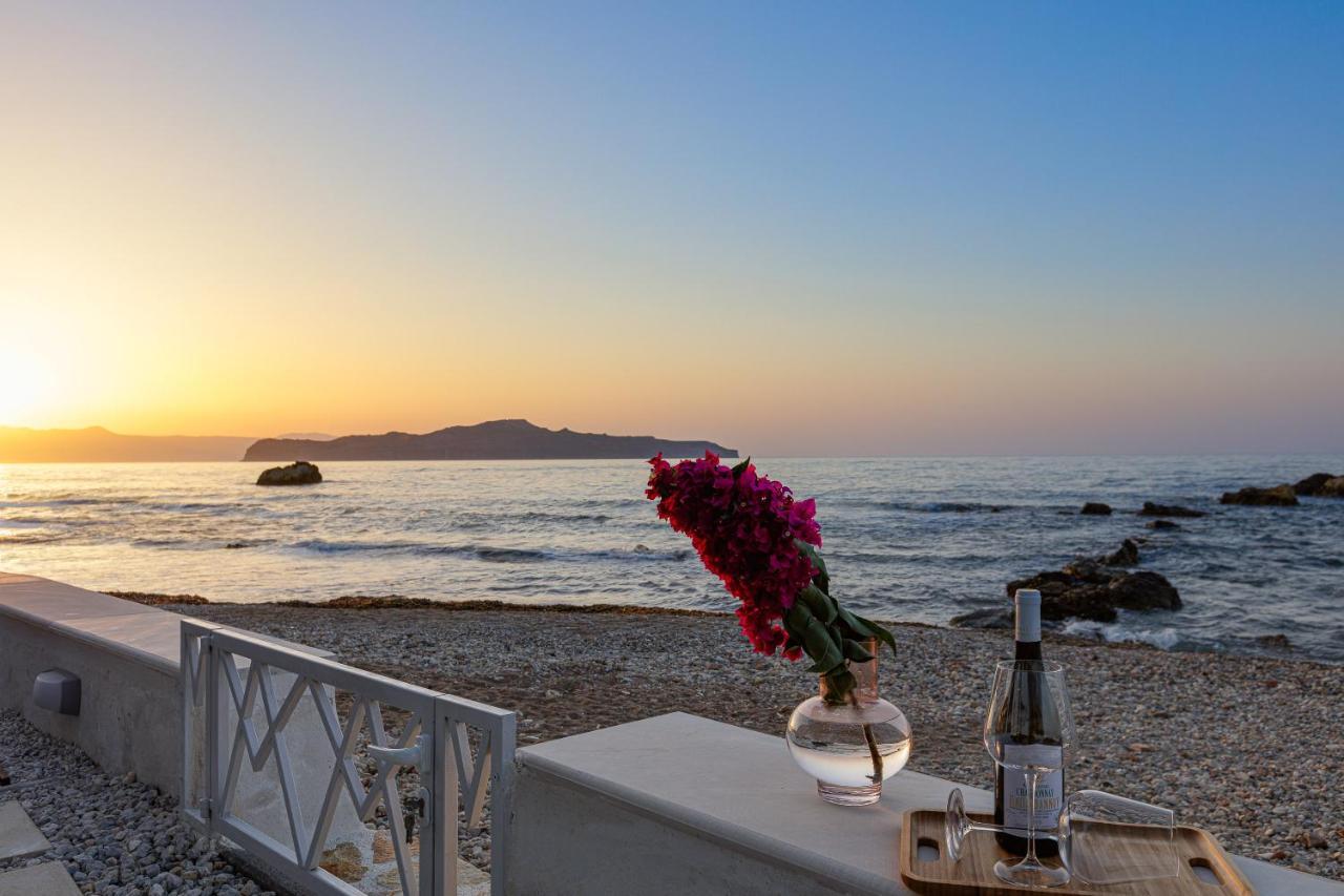Villa Seashell -Wonderful Newly Renovated Villa On The Beach Galatás Exterior photo